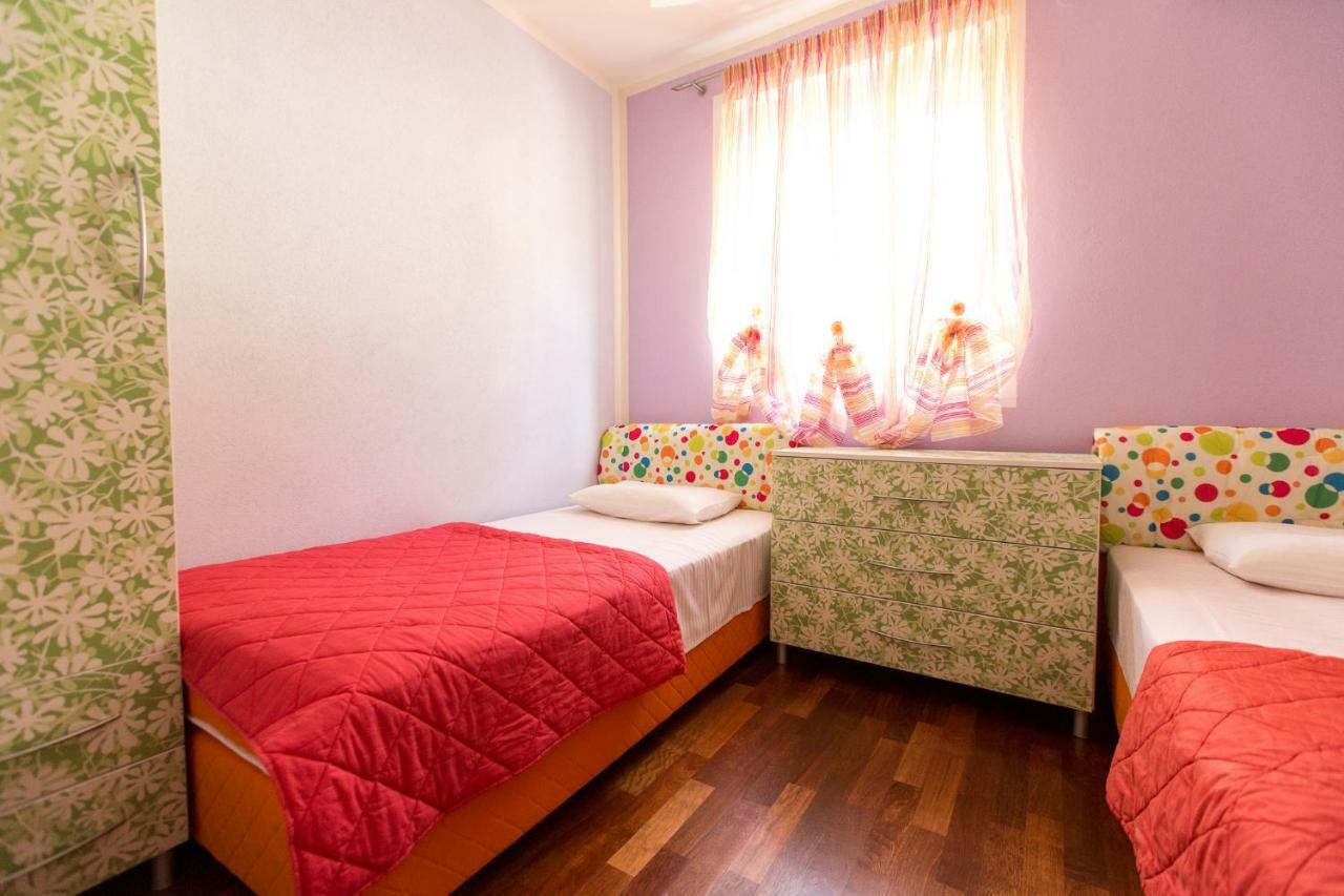 Apartment Green House Petrovac Екстер'єр фото