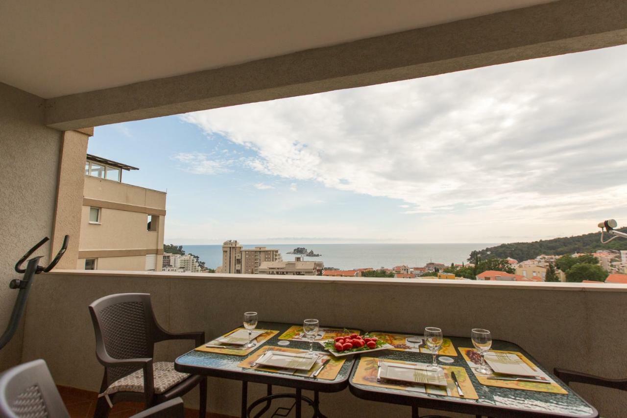 Apartment Green House Petrovac Екстер'єр фото
