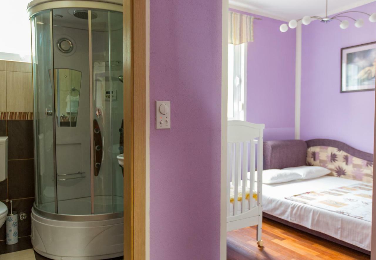 Apartment Green House Petrovac Екстер'єр фото