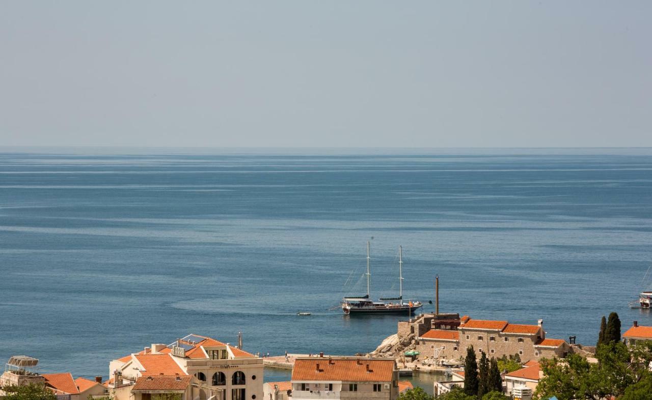 Apartment Green House Petrovac Екстер'єр фото