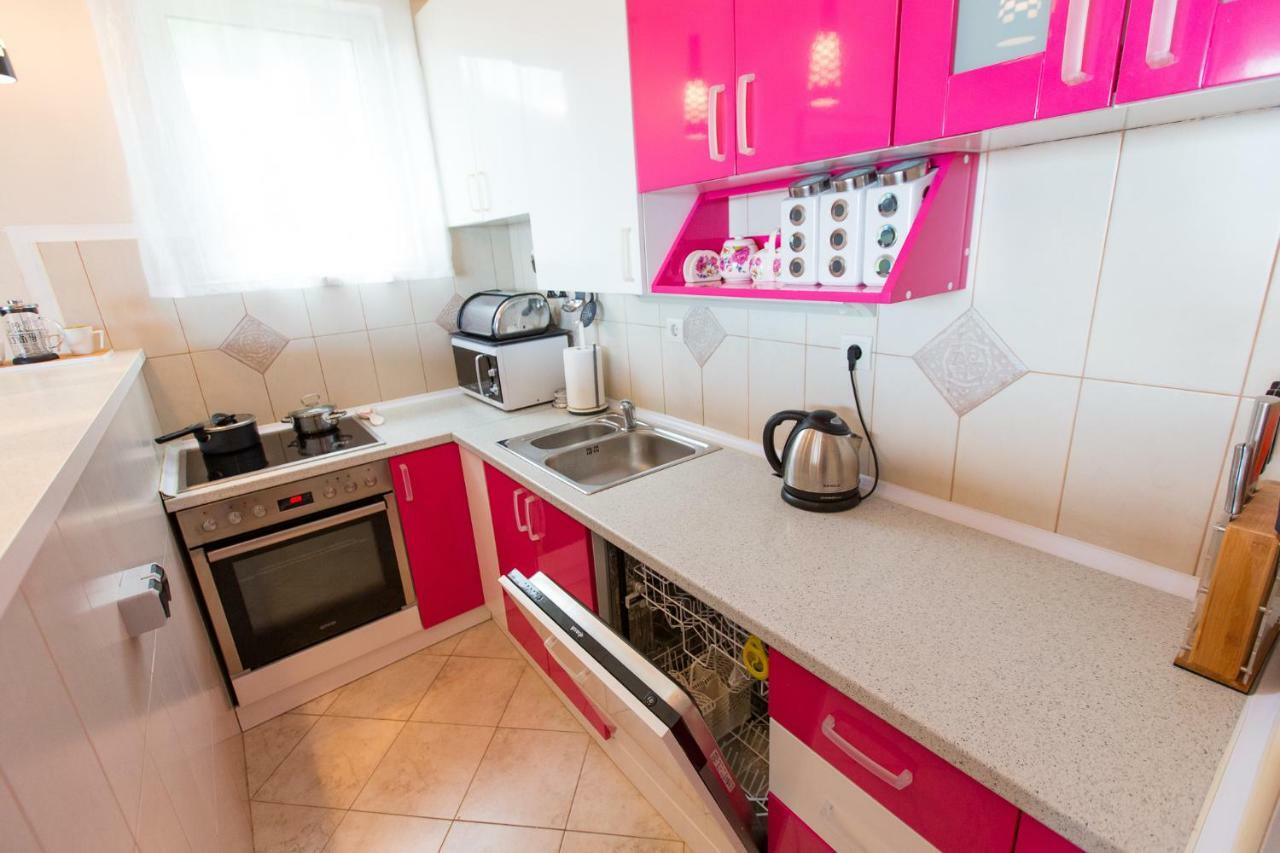 Apartment Green House Petrovac Екстер'єр фото